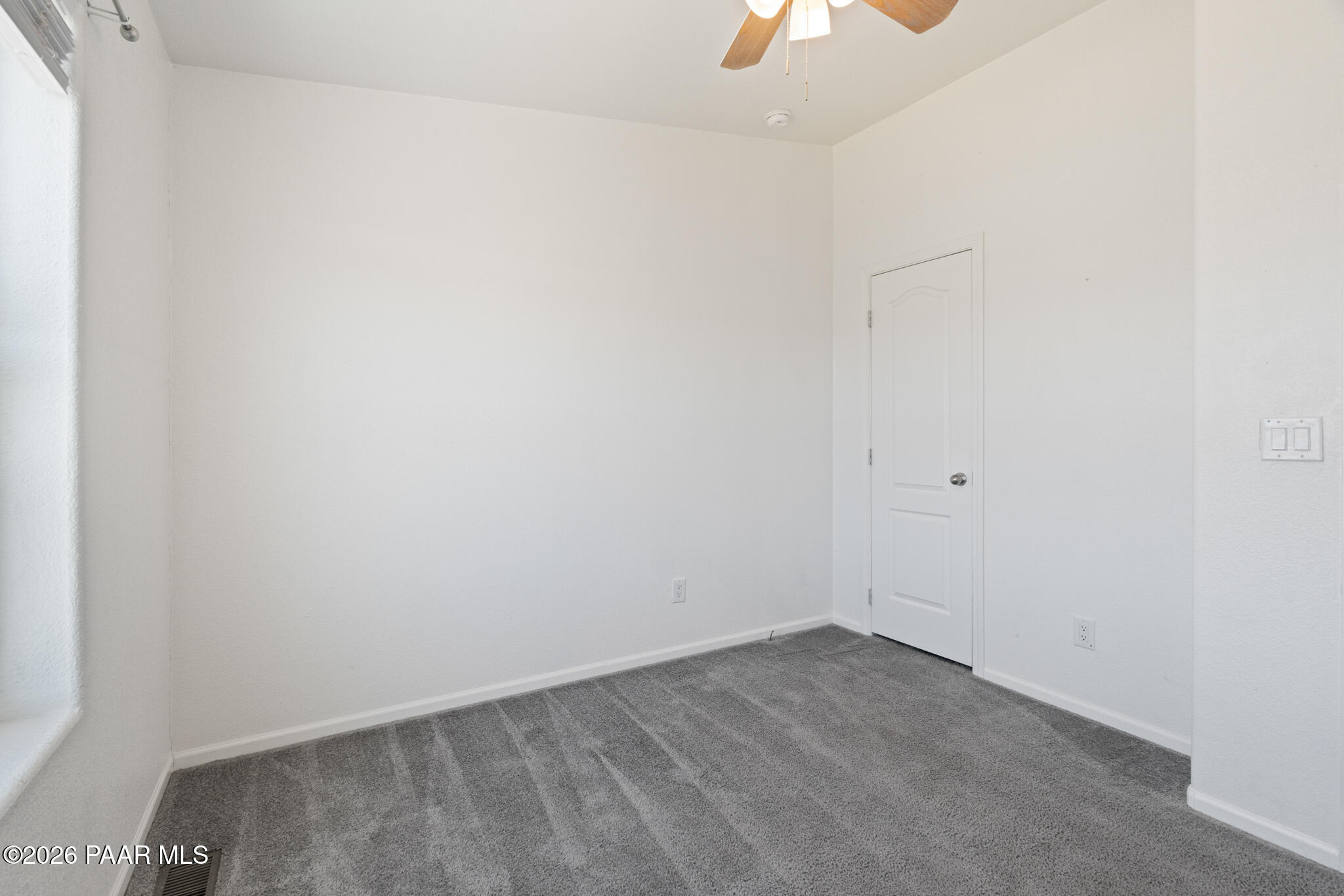 575 Ranch House Road Paulden, AZ 86334 - Photo 20 of 36 a view of an empty room