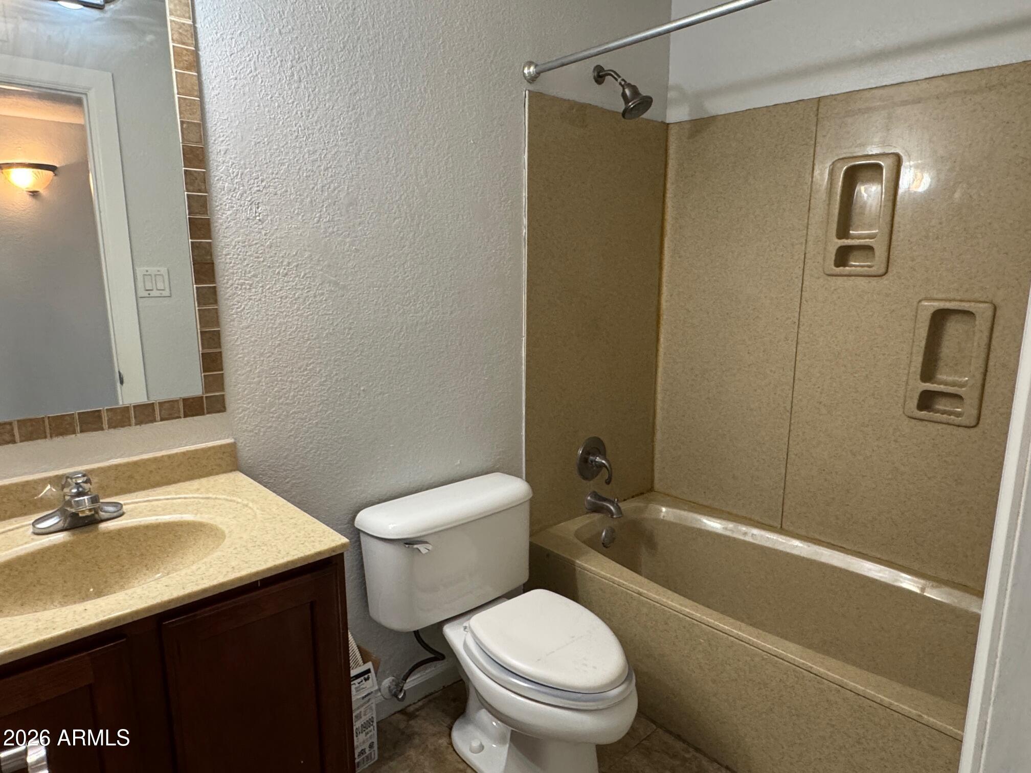 451 East McKinley Street Tempe, AZ 85288 - Photo 4 of 17 IMG_3291