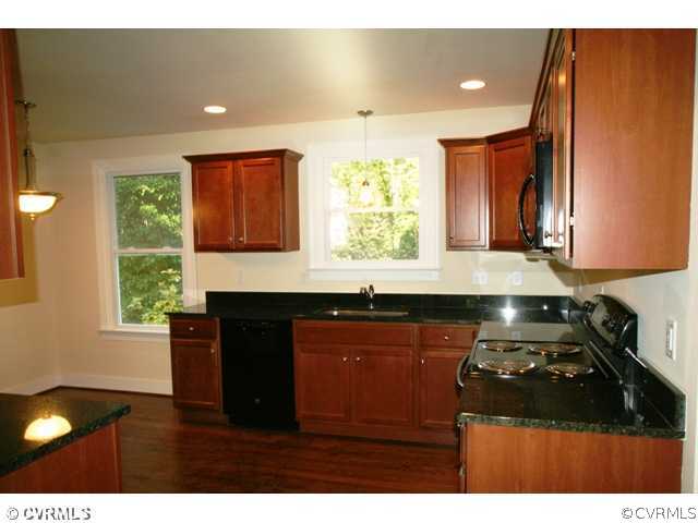 2409 Cromwell Road Richmond, VA 23235 - Photo 10 of 18 Kitchen