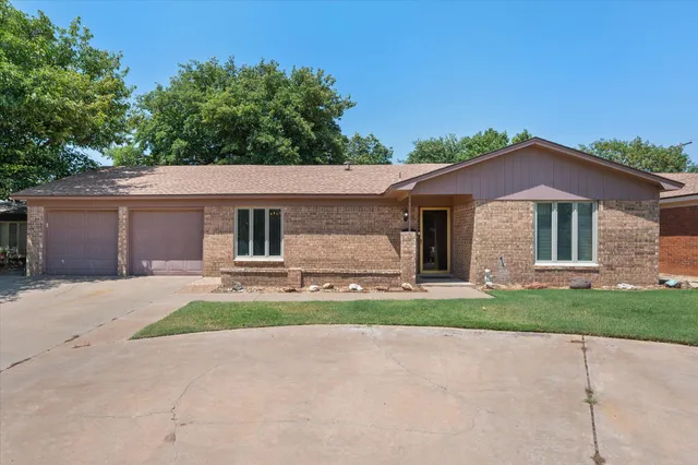 $239,500 | 4418 57th Street, Lubbock, TX 79414