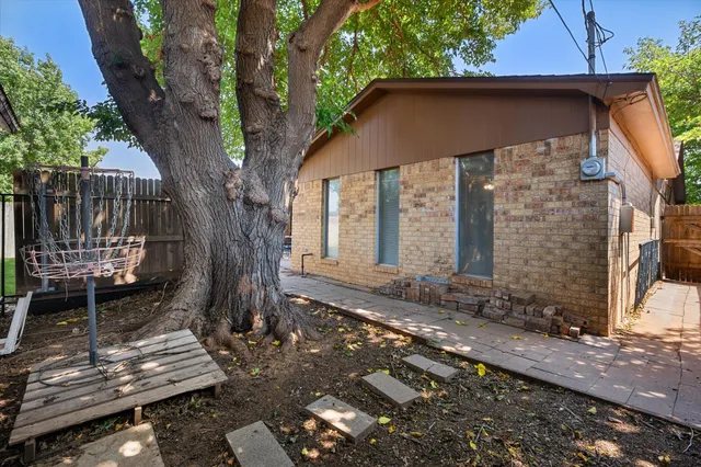 $239,500 | 4418 57th Street, Lubbock, TX 79414