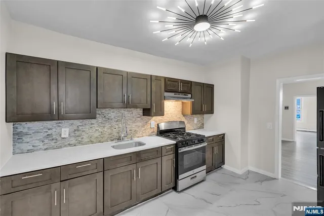 $728,900 | 537 Grove Street, Bloomfield, NJ 07017