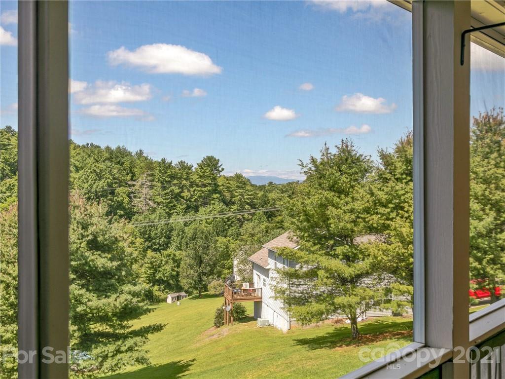 162 Kennedy Road Weaverville, NC 28787 - Photo 23 of 26 Gallery Image 23