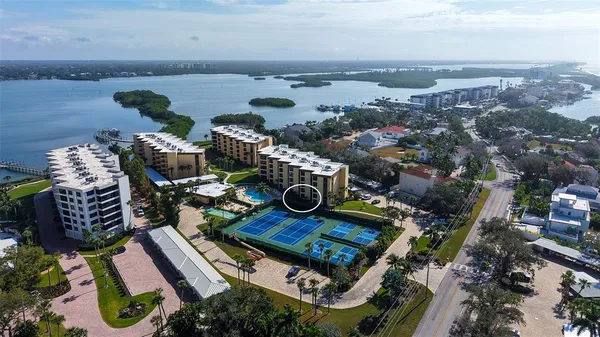 $550,000 | 8773 Midnight Pass Road, Unit 102G, Sarasota, FL 34242