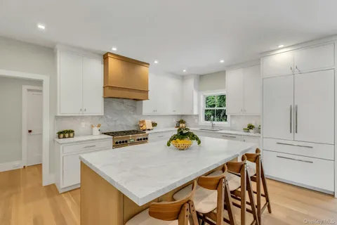 a view of a garden with an outdoor space