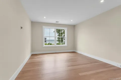 $2,499,000 | 285 Blue Marlin Drive, Southold, NY 11971