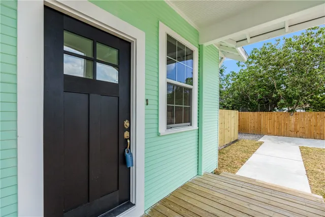 $230,000 | 228 East Ave G, Robstown, TX 78380