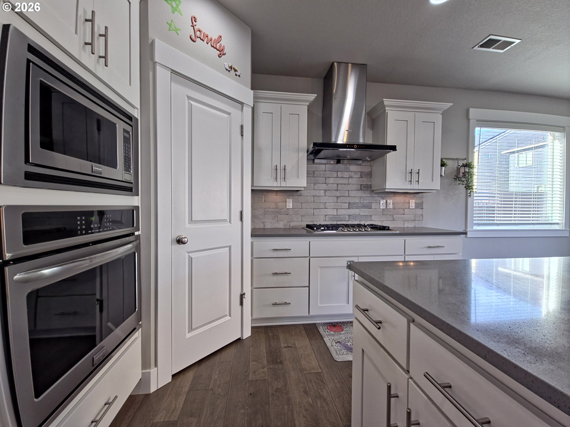 15975 Southwest Wren Lane Beaverton, OR 97007 - Photo 15 of 47