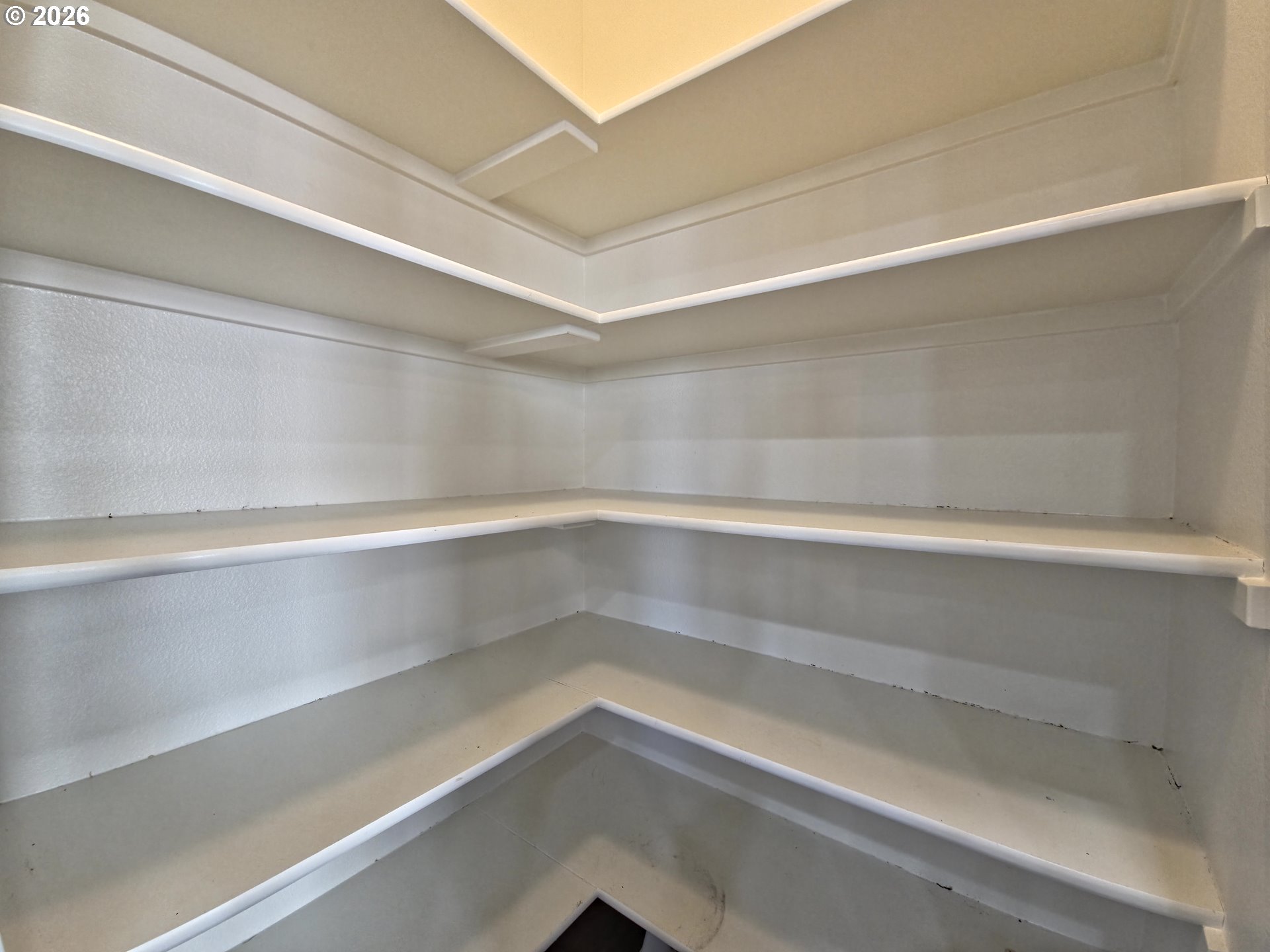 15975 Southwest Wren Lane Beaverton, OR 97007 - Photo 18 of 47