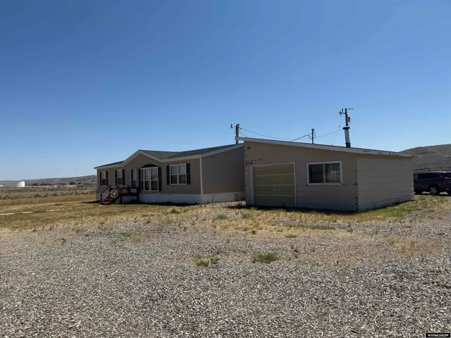 $220,000 | 2546 Highway 20, Worland, WY 82401