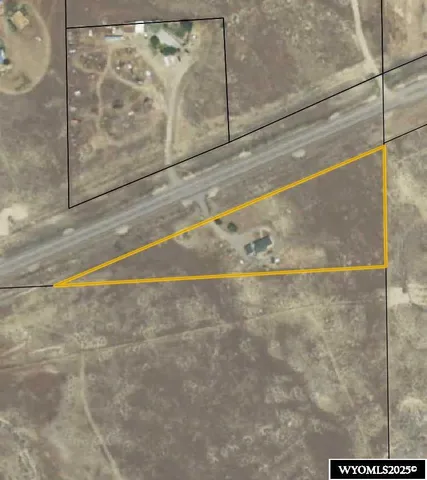 $220,000 | 2546 Highway 20, Worland, WY 82401