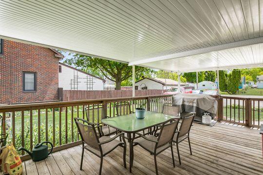 1677 Jackson Road Columbus, OH 43223 - Photo 35 of 48 Deck