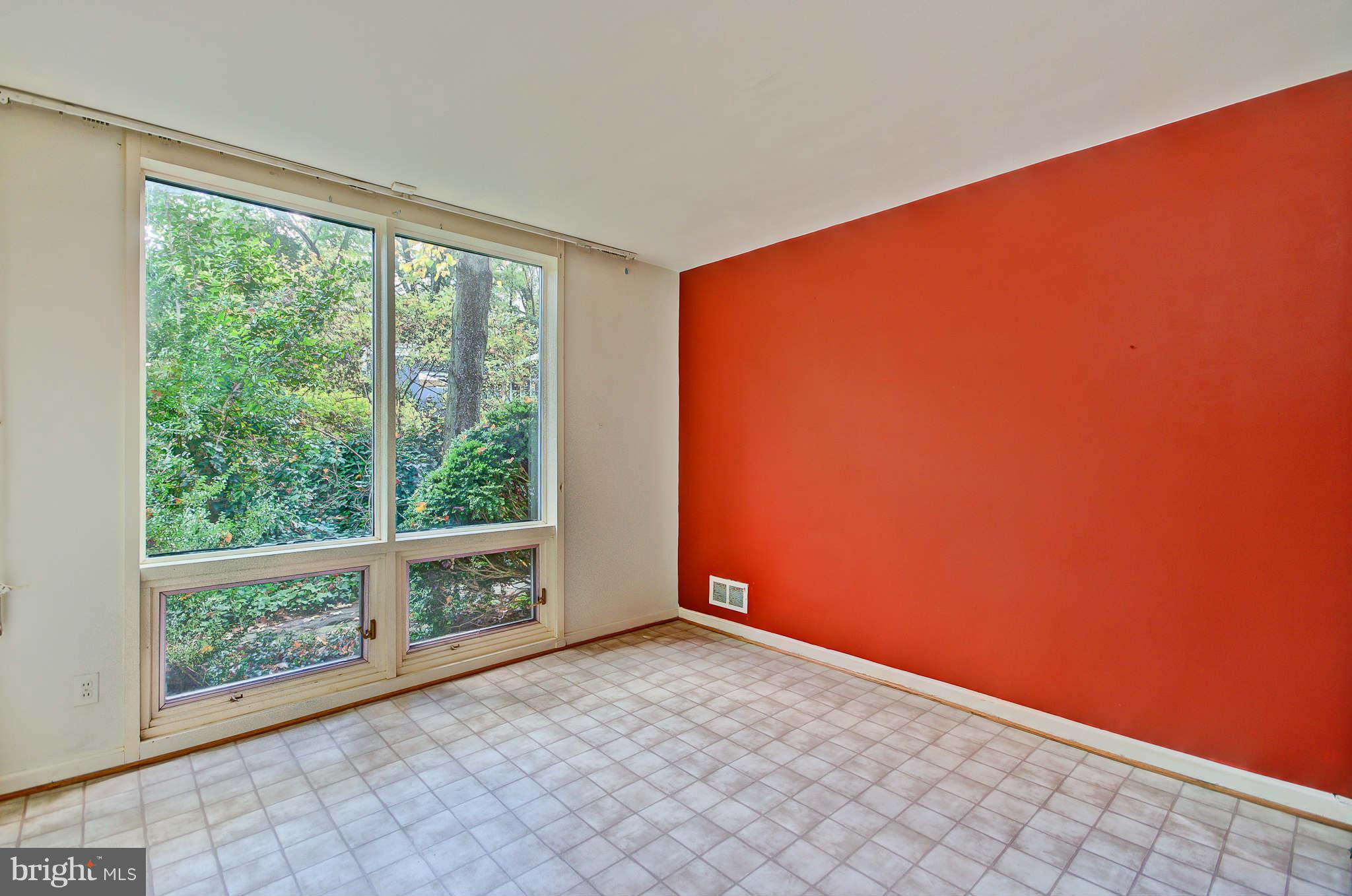 7308 Stafford Road Alexandria, VA 22307 - Photo 22 of 30 an empty room with a window