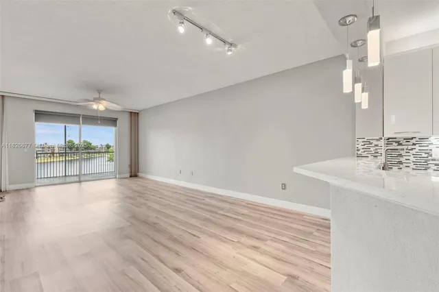 $249,900 | 7727 Southampton Terrace, Unit 412, Tamarac, FL 33321