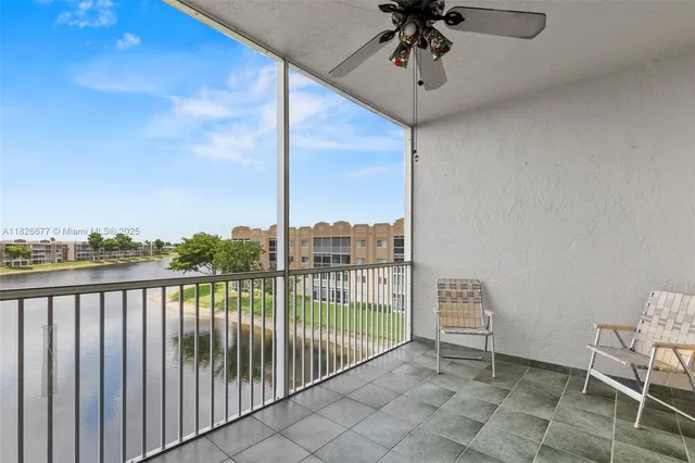 $249,900 | 7727 Southampton Terrace, Unit 412, Tamarac, FL 33321