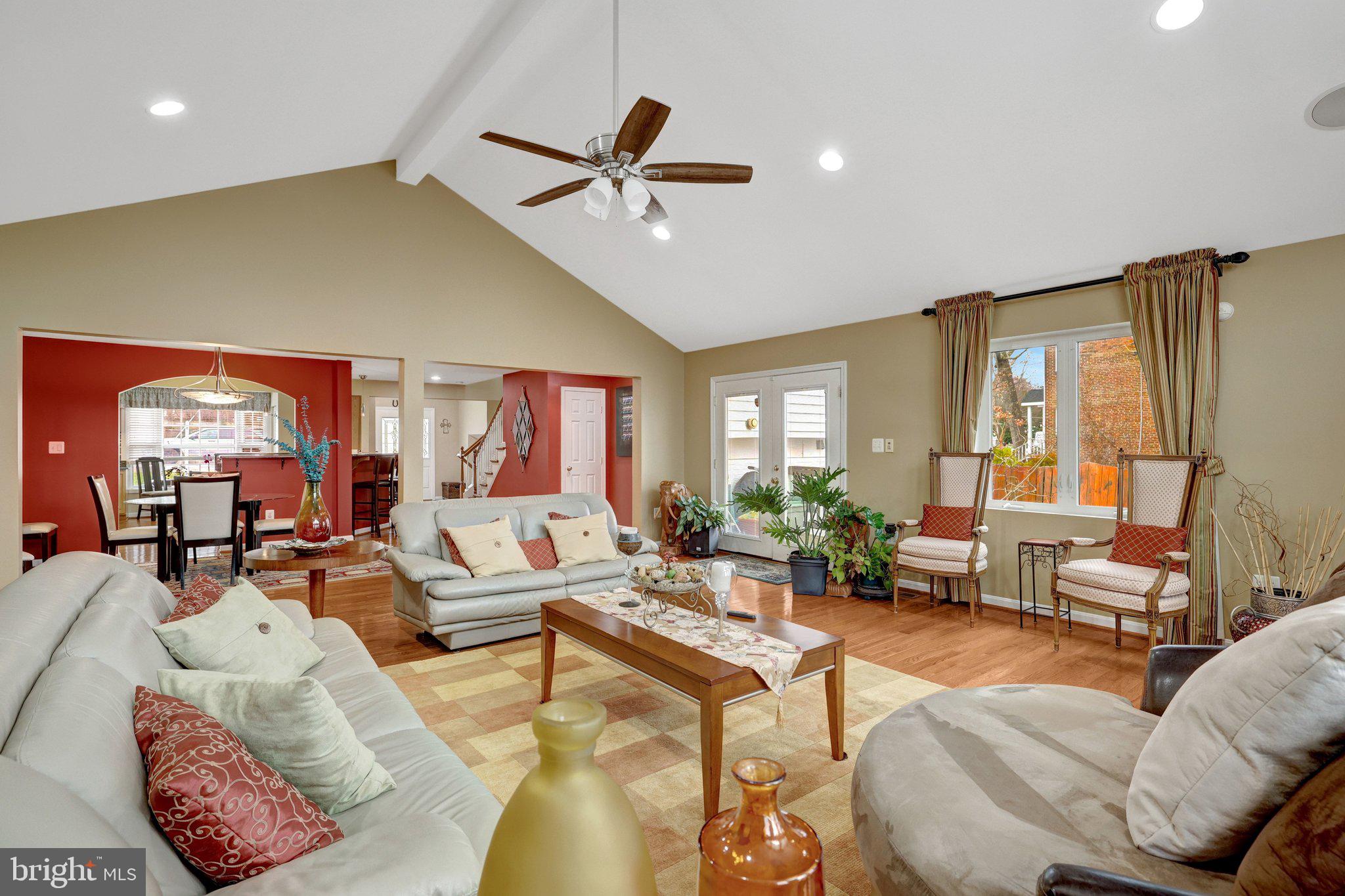 226 Talahi Road Southeast Vienna, VA 22180 - Photo 14 of 42 Gallery Image 14