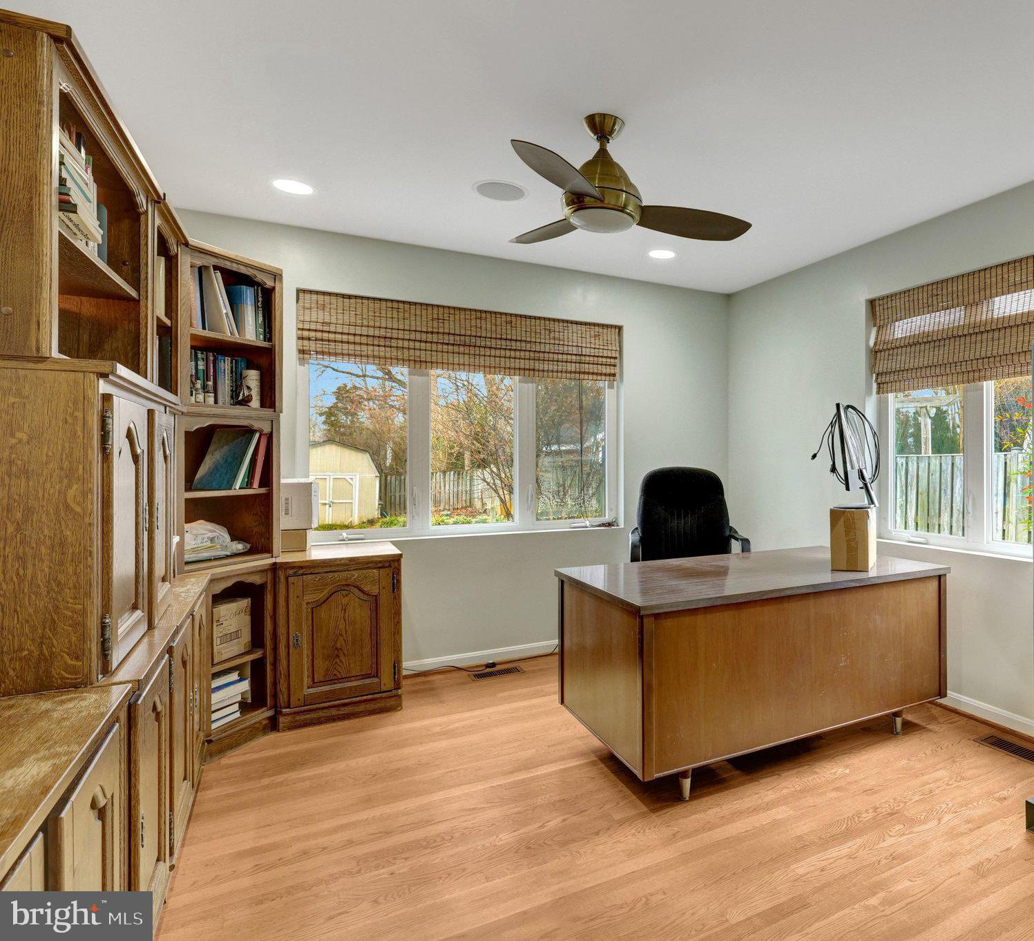 226 Talahi Road Southeast Vienna, VA 22180 - Photo 15 of 42 Gallery Image 15