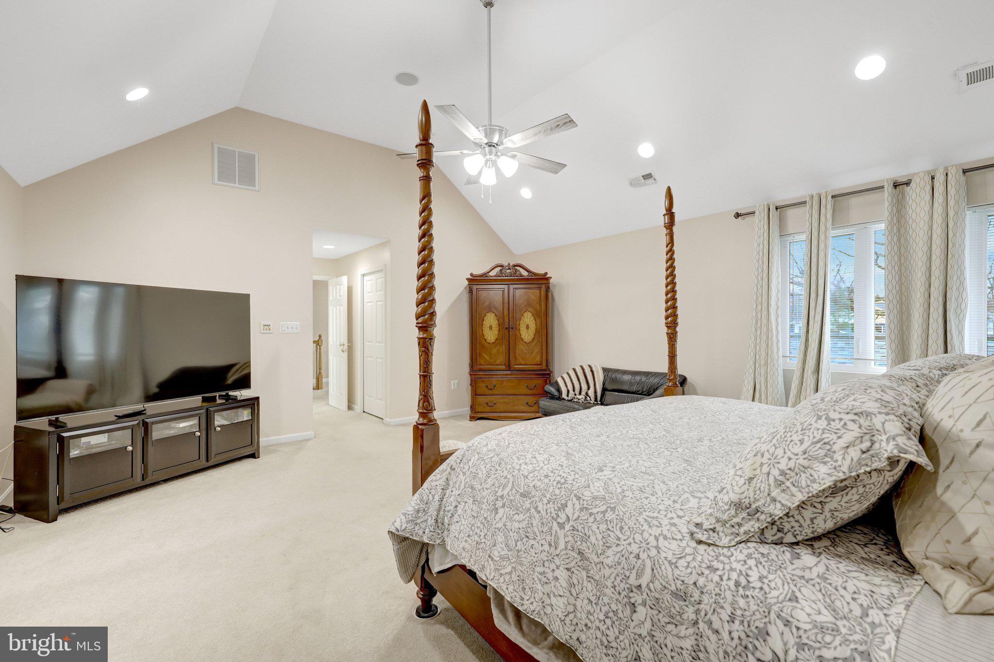 226 Talahi Road Southeast Vienna, VA 22180 - Photo 17 of 42 Gallery Image 17