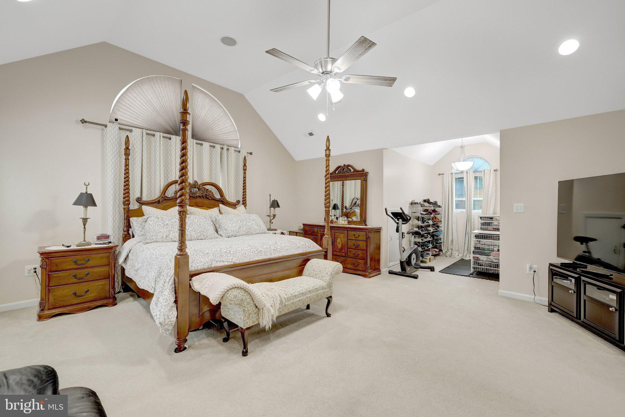 226 Talahi Road Southeast Vienna, VA 22180 - Photo 19 of 42 Gallery Image 19