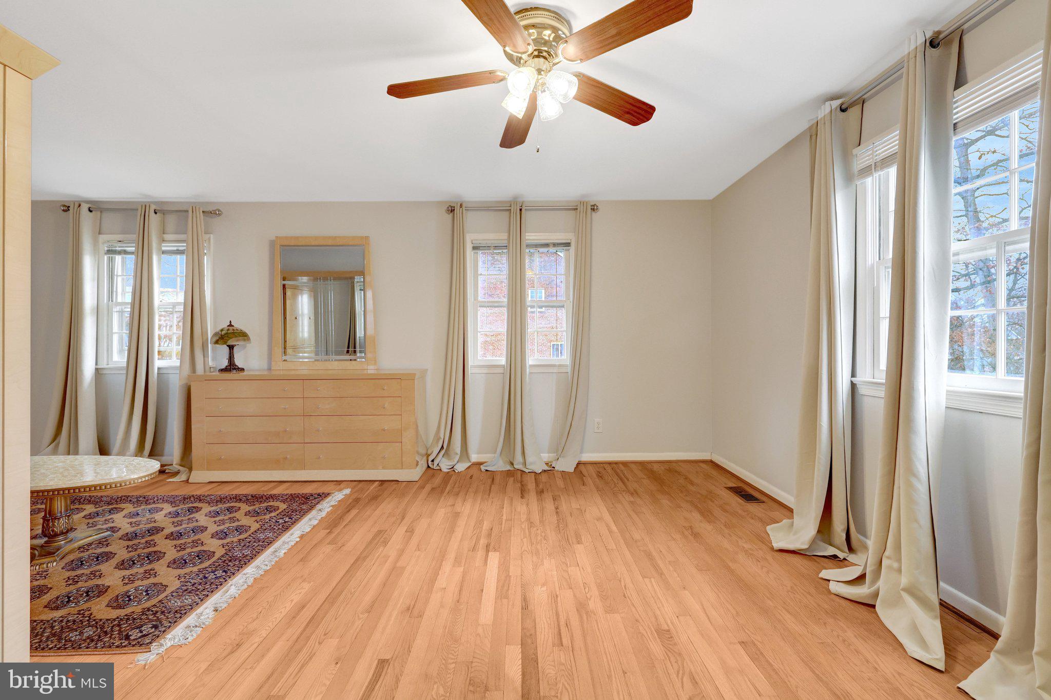 226 Talahi Road Southeast Vienna, VA 22180 - Photo 25 of 42 Gallery Image 25