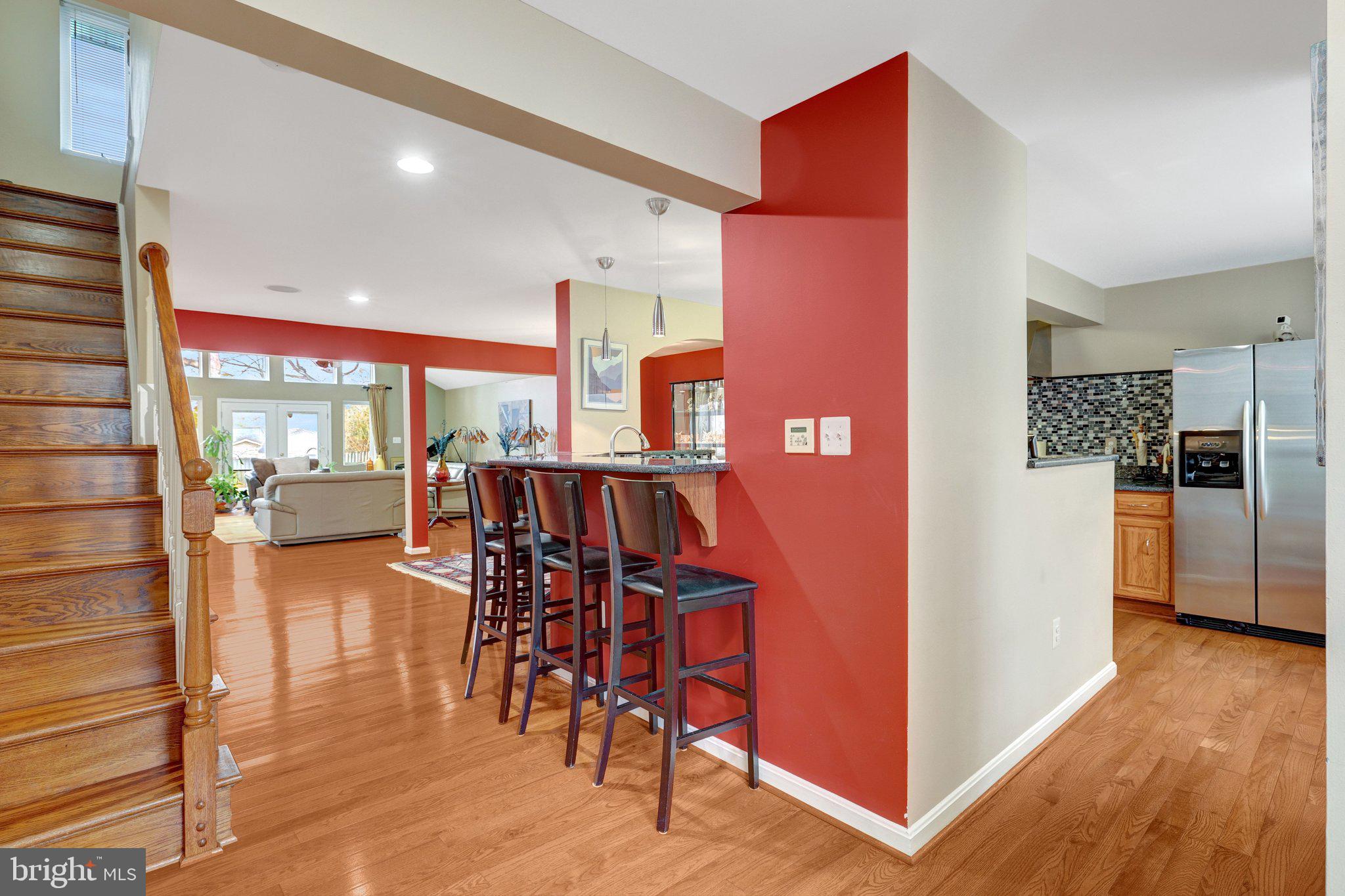 226 Talahi Road Southeast Vienna, VA 22180 - Photo 3 of 42 Gallery Image 3