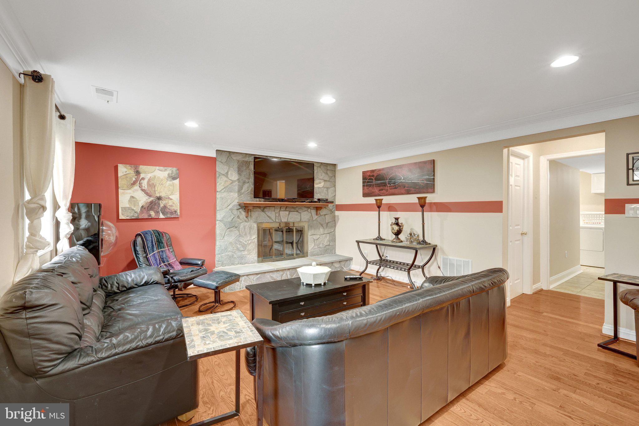 226 Talahi Road Southeast Vienna, VA 22180 - Photo 33 of 42 Gallery Image 33