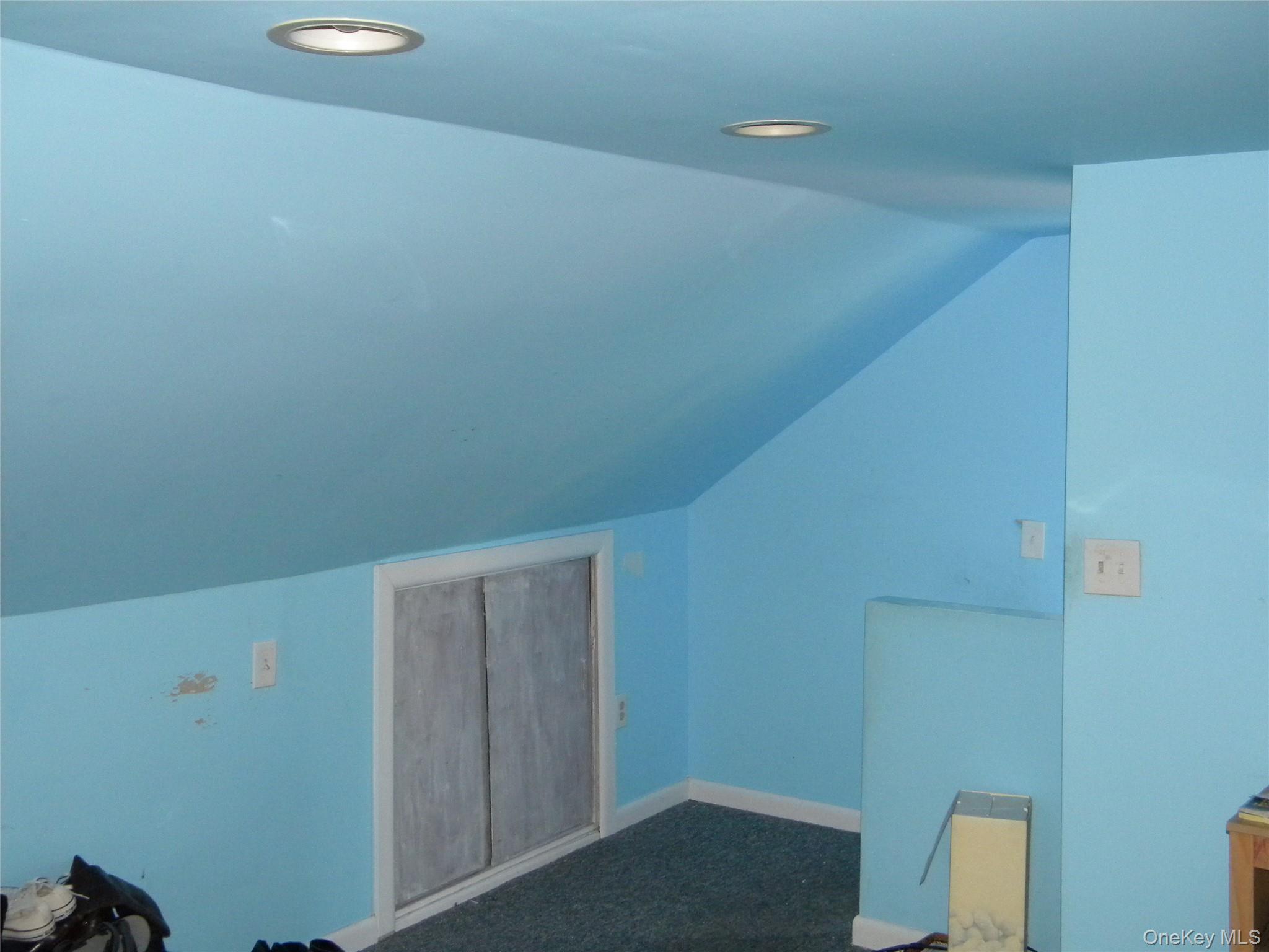 241-26 86th Road Queens, NY 11426 - Photo 22 of 38 a view of small space