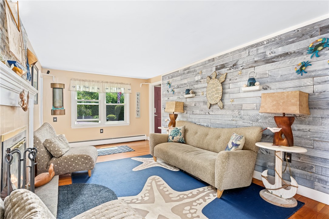 27 Sowams Road Barrington, RI 02806 - Photo 16 of 30
