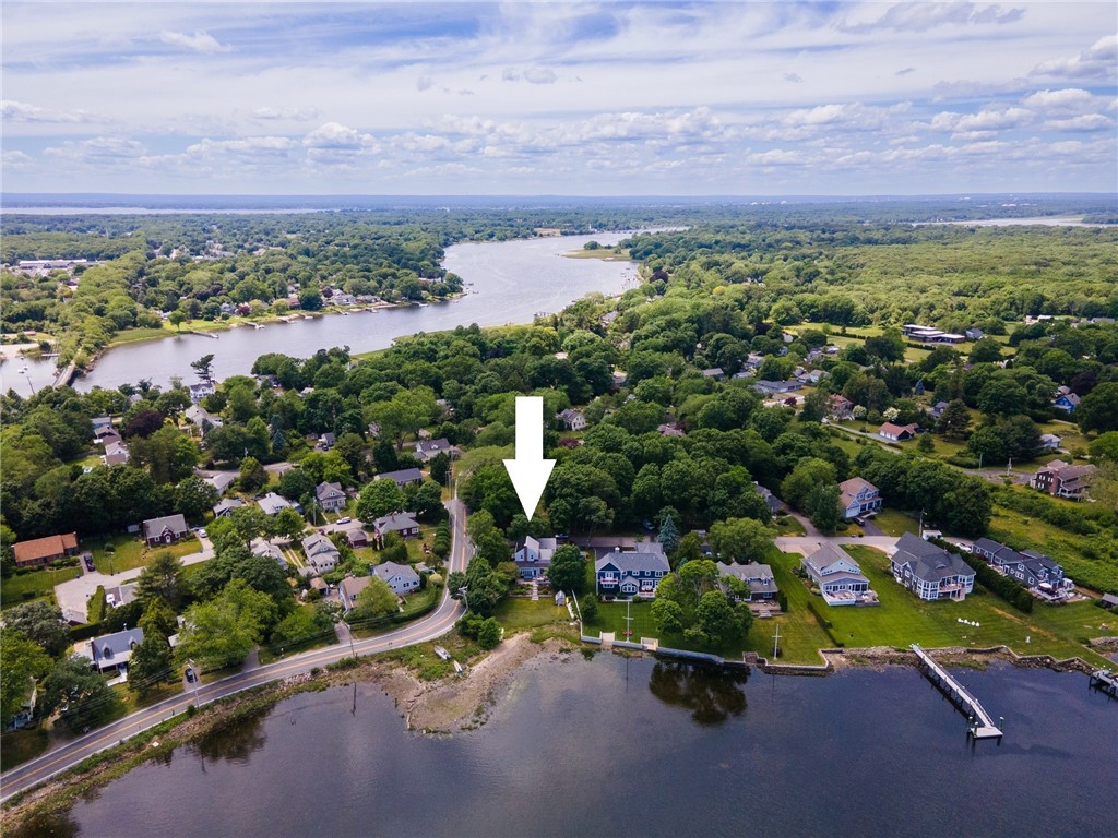 27 Sowams Road Barrington, RI 02806 - Photo 3 of 30