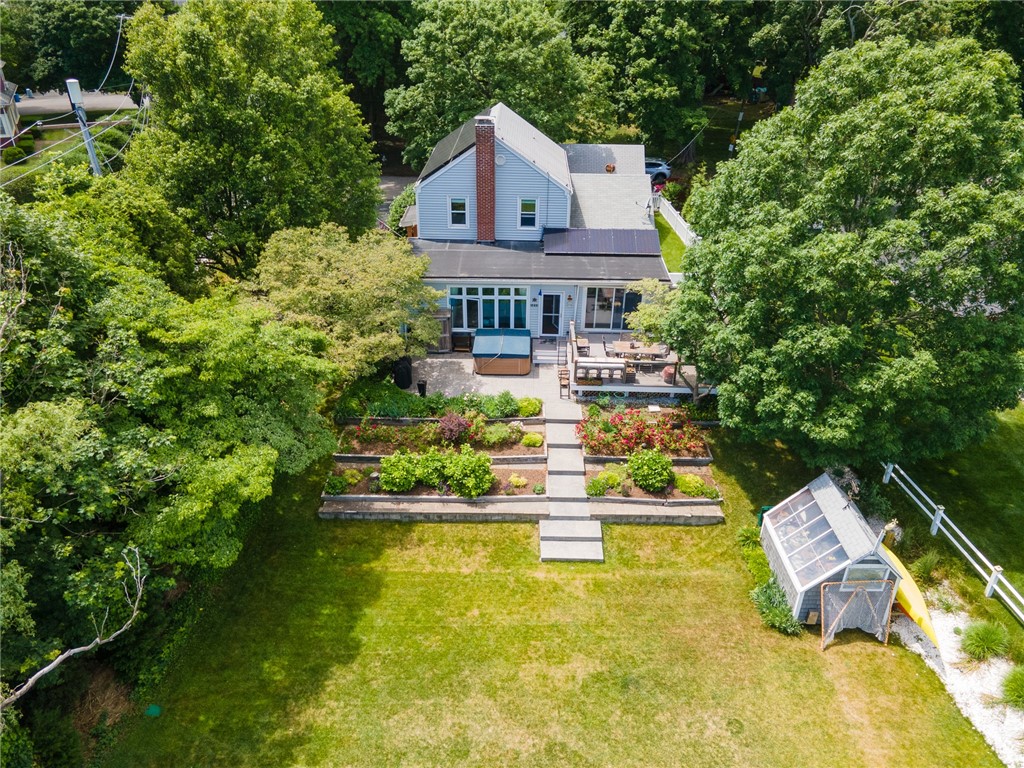 27 Sowams Road Barrington, RI 02806 - Photo 8 of 30