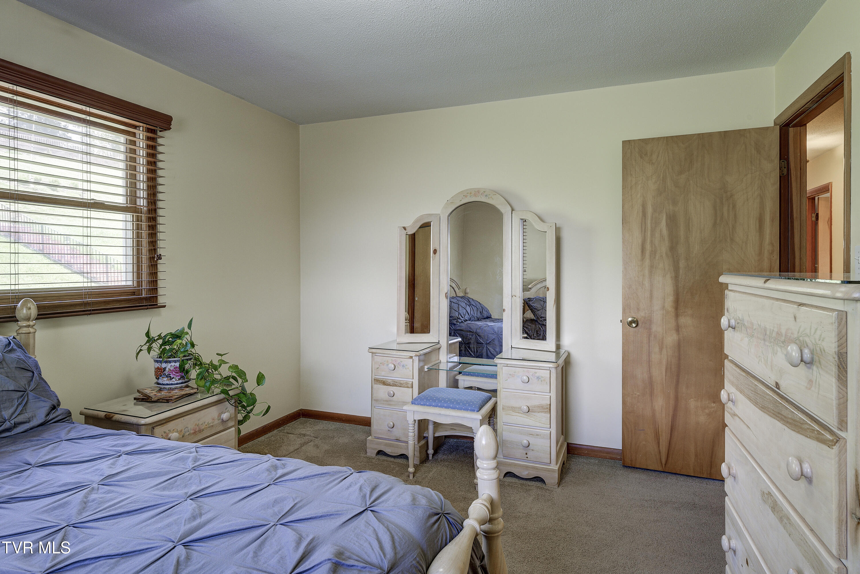 296 Redstone Drive Bluff City, TN 37618 - Photo 25 of 39 Redstone-18