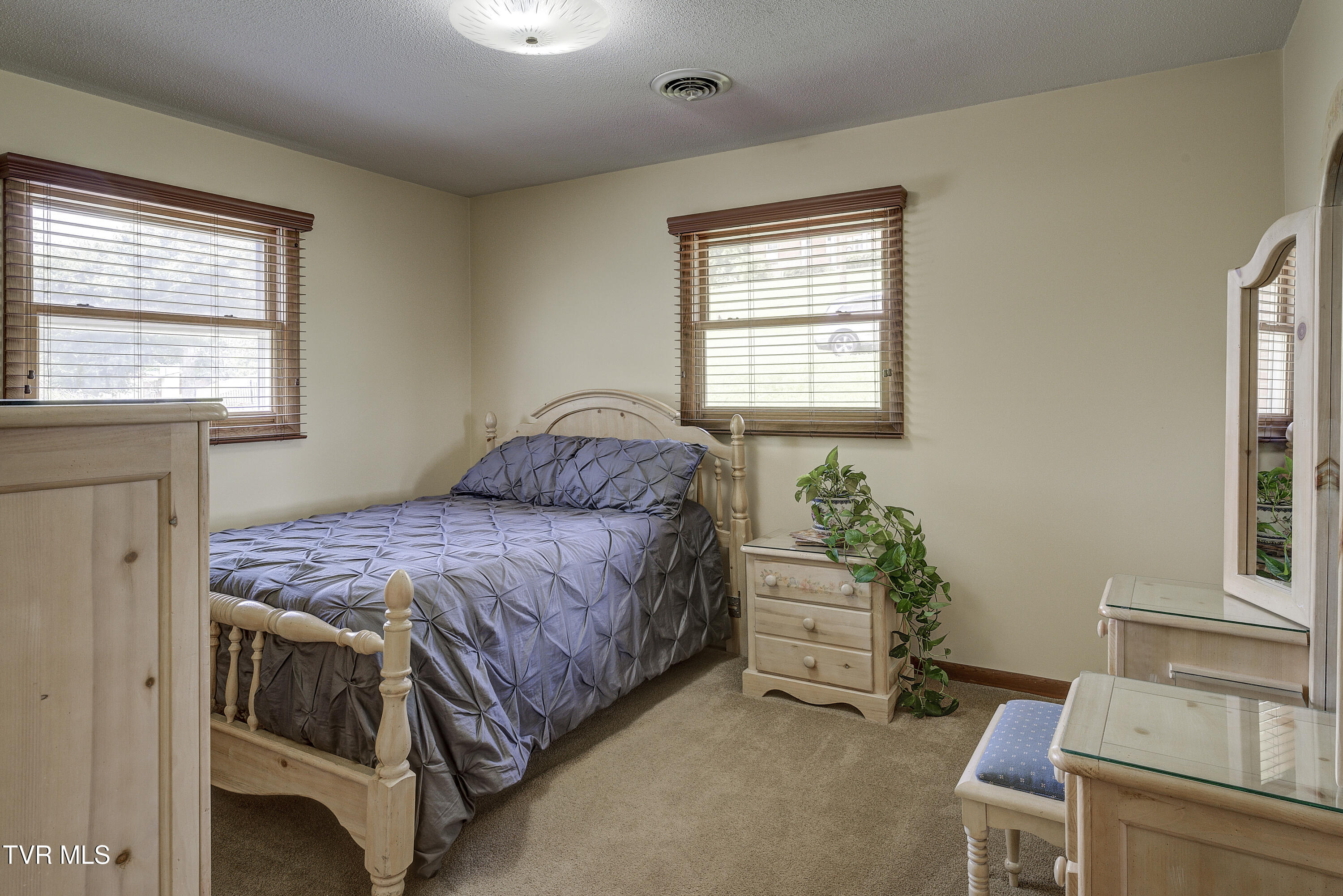 296 Redstone Drive Bluff City, TN 37618 - Photo 27 of 39 Redstone-16