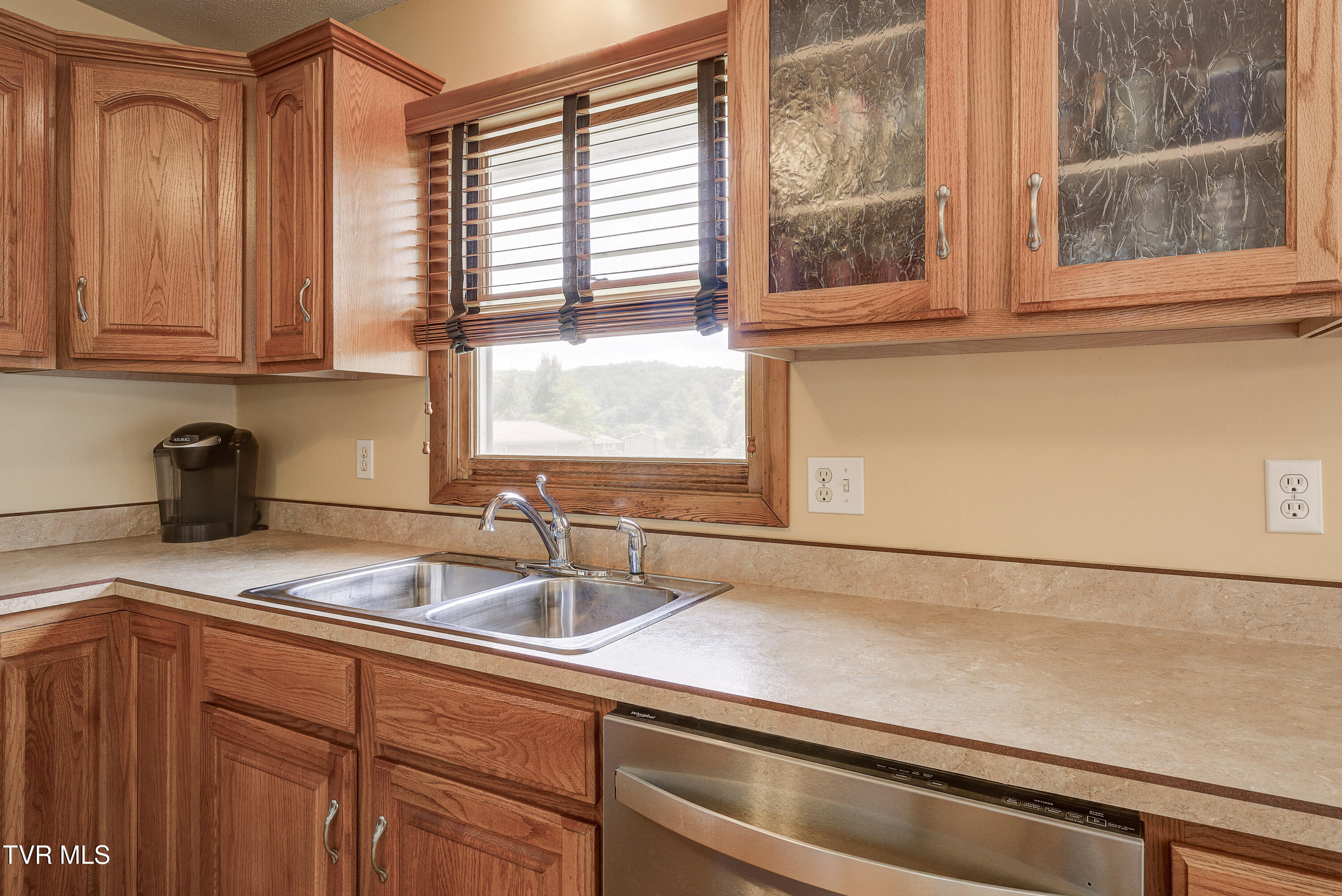 296 Redstone Drive Bluff City, TN 37618 - Photo 32 of 39 Redstone-10