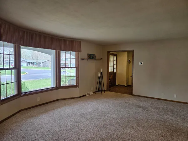 $399,700 | 1459 Grace Avenue Southwest, Willmar, MN 56201