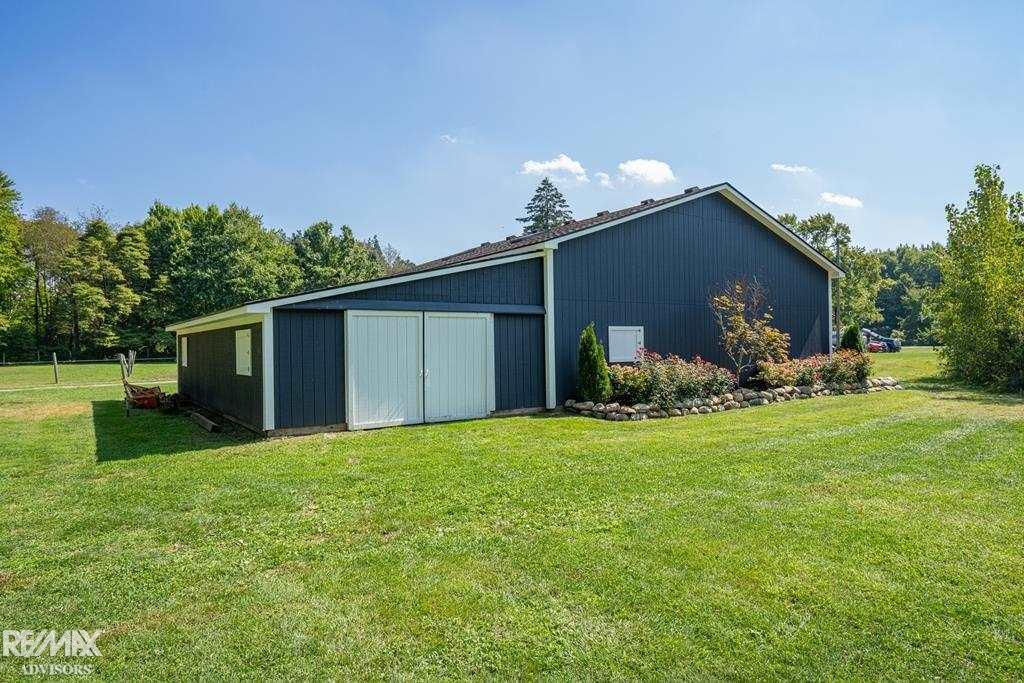 6140 Swartout Road Algonac, MI 48001 - Photo 39 of 50 50055594-38.JPG