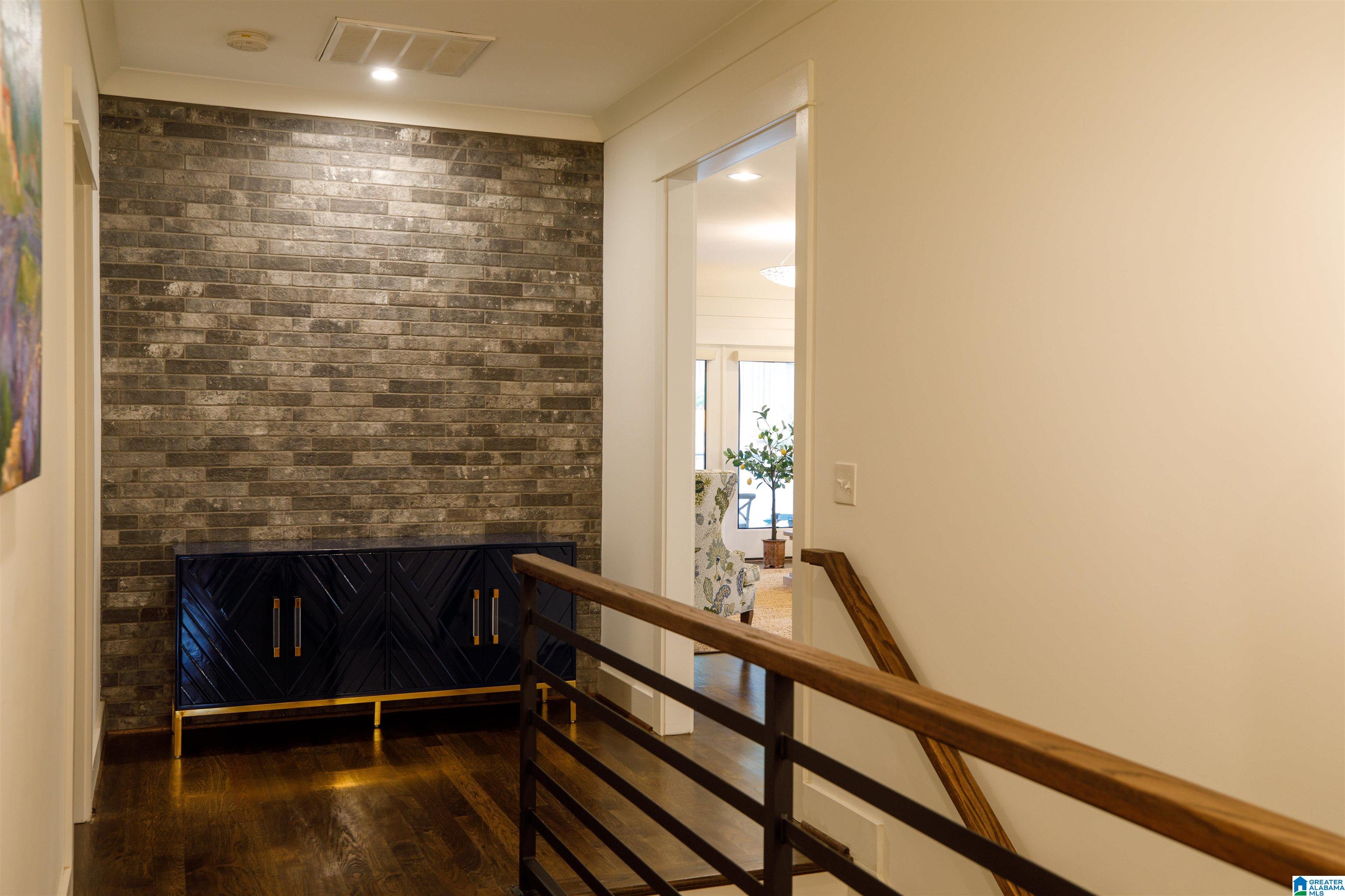 1030 Saulter Road Birmingham, AL 35209 - Photo 11 of 24