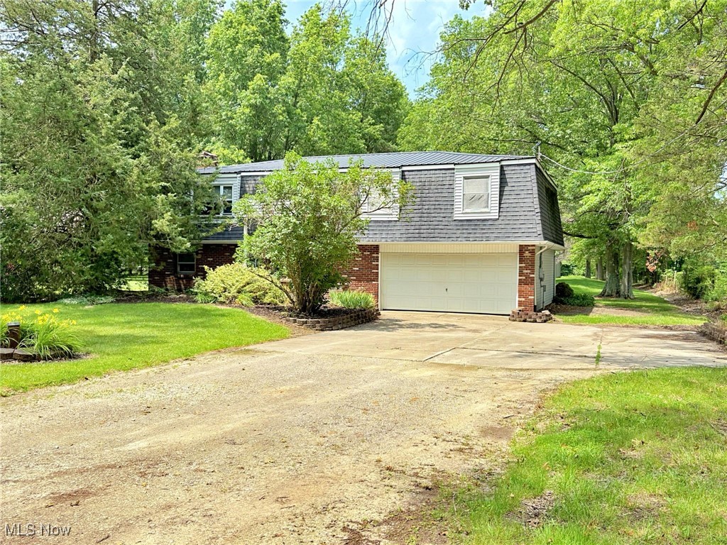 10511 Darrow Road Vermilion, OH 44089 - Photo 3 of 43