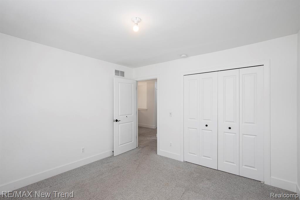 2511 Massoit Road Royal Oak, MI 48073 - Photo 29 of 39