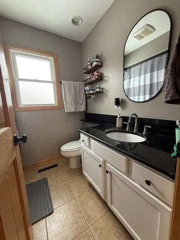 $410,000 | 8701 Riley Road, Wonder Lake, IL 60097