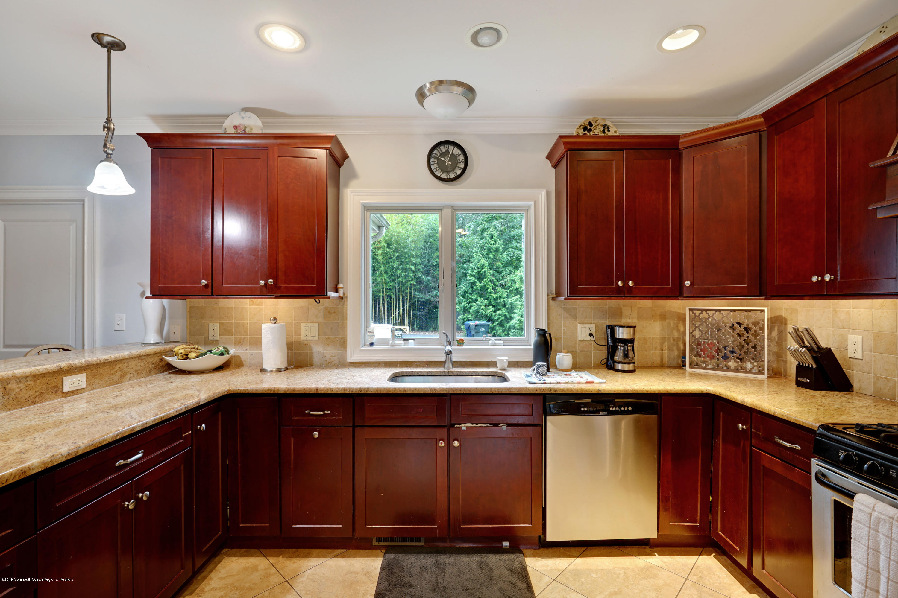 323 Wells Avenue Oakhurst, NJ 07755 - Photo 21 of 57 026_dsc07420-dsc07424