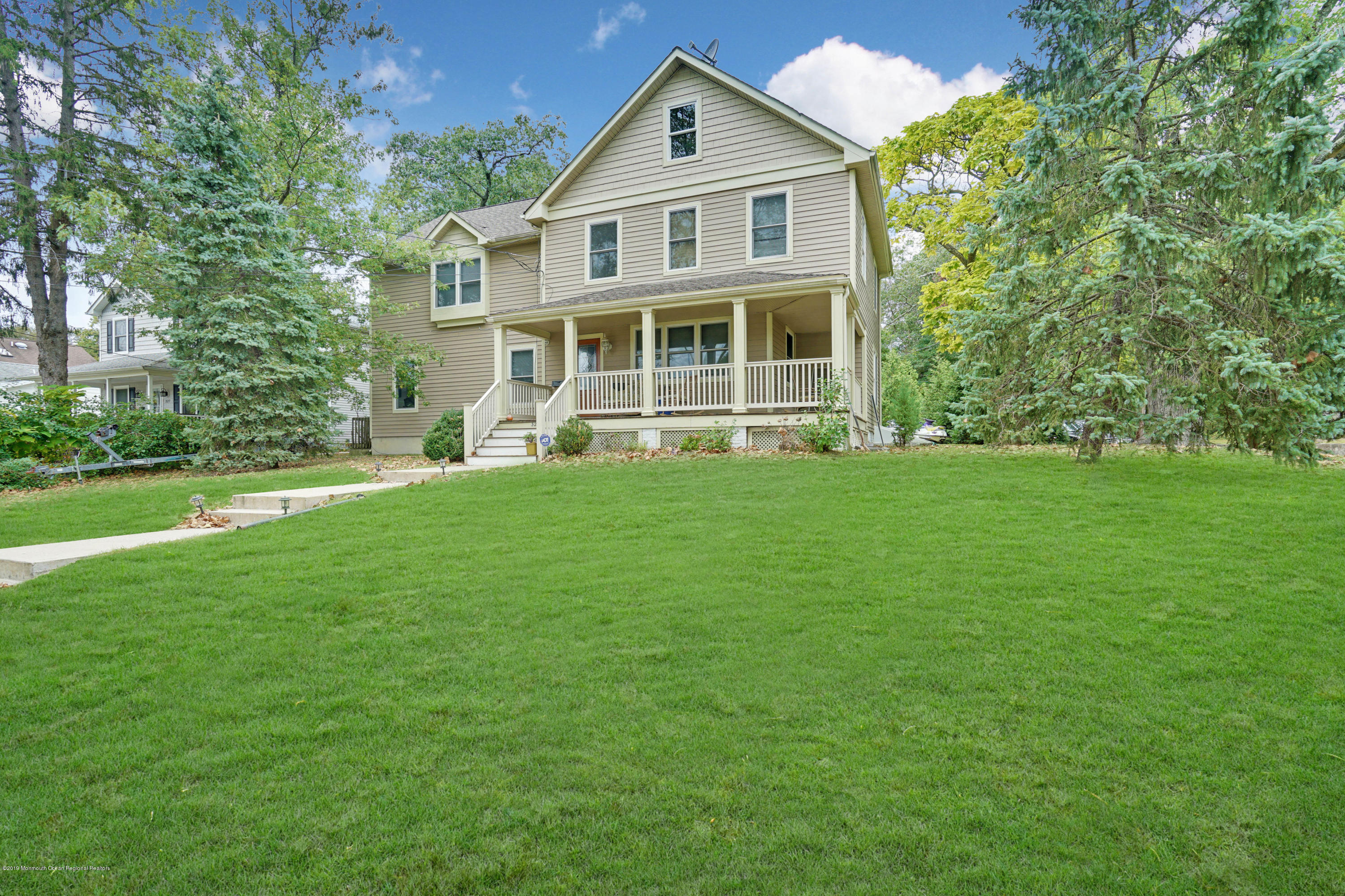 323 Wells Avenue Oakhurst, NJ 07755 - Photo 6 of 57 007_dsc07635-dsc07639_1