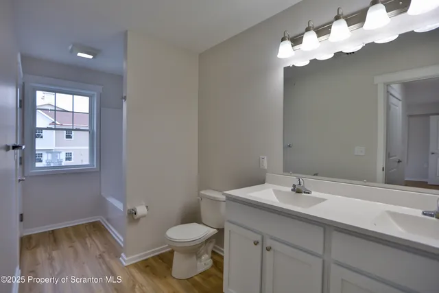 $2,500 | 175 Bianca Way, Old Forge, PA 18518