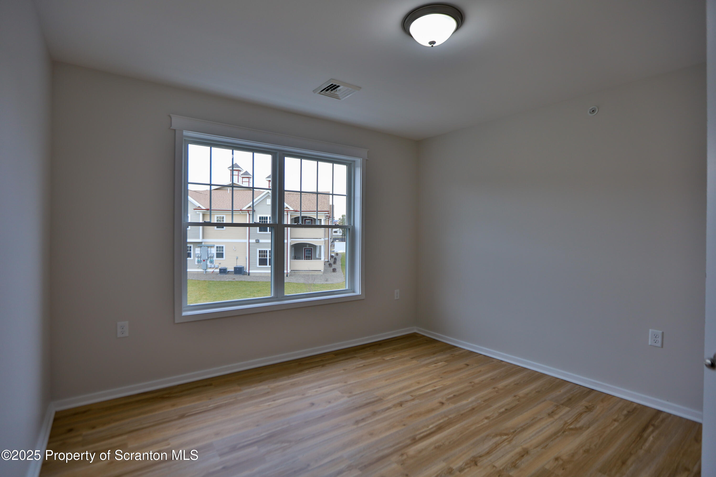 175 Bianca Way Old Forge, PA 18518 - Photo 17 of 28 2nd Bedroom