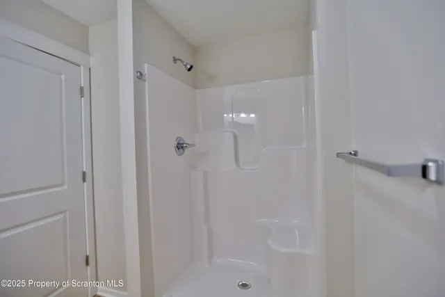 $2,500 | 175 Bianca Way, Old Forge, PA 18518