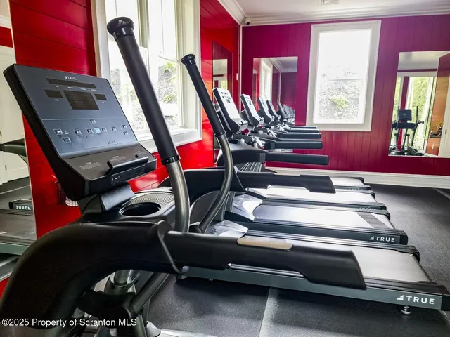 $2,500 | 175 Bianca Way, Old Forge, PA 18518