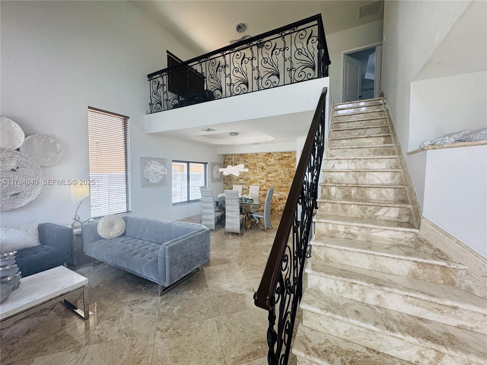 15641 Southwest 8th Lane Miami, FL 33194 - Photo 2 of 32