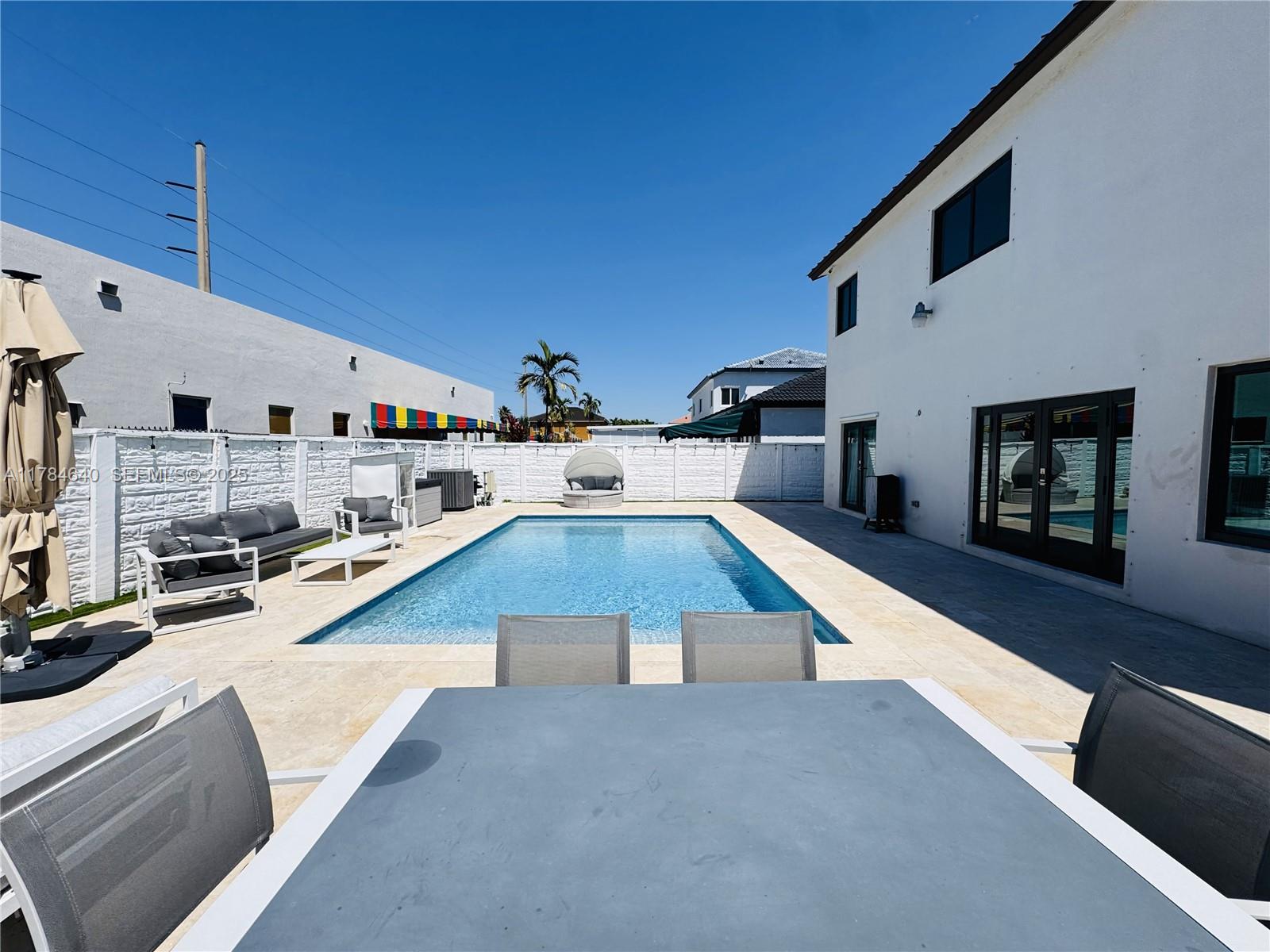 15641 Southwest 8th Lane Miami, FL 33194 - Photo 26 of 32