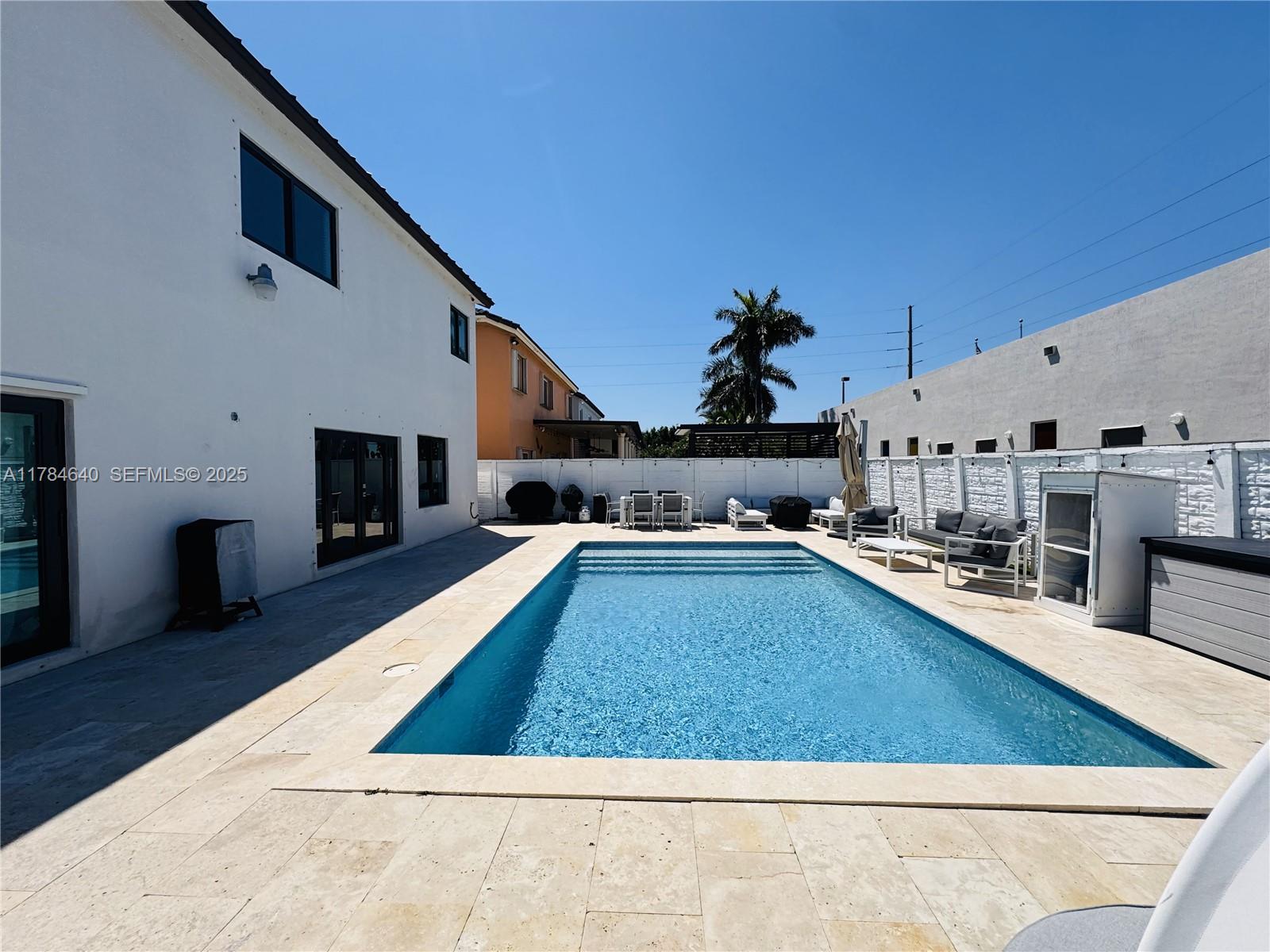 15641 Southwest 8th Lane Miami, FL 33194 - Photo 27 of 32