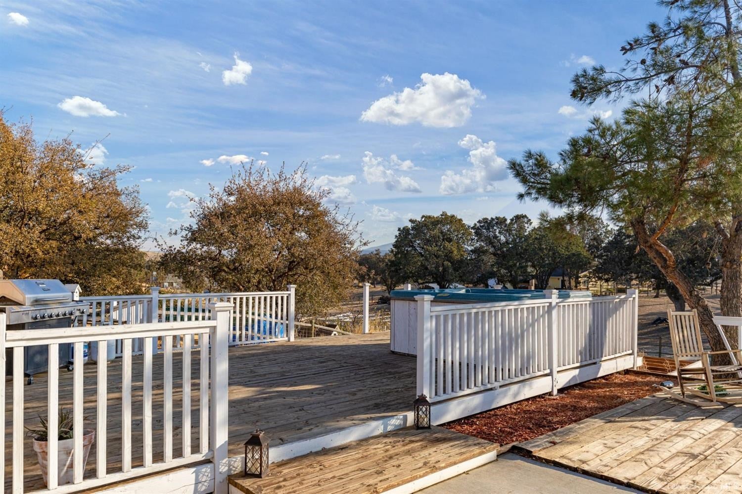22711 Tom Court Tehachapi, CA 93561 - Photo 23 of 28 Gallery Image 23