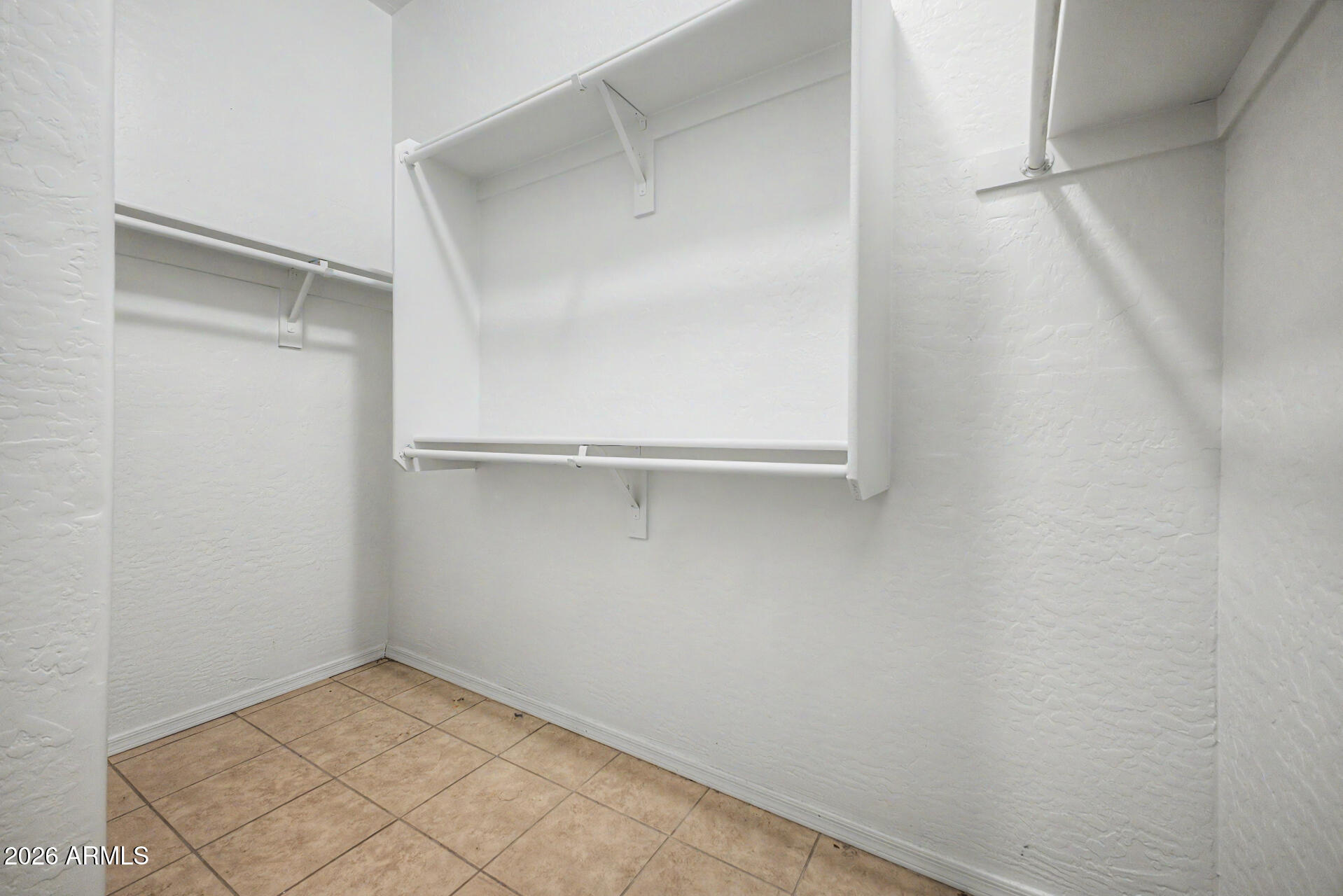 11199 West Monte Vista Road Avondale, AZ 85392 - Photo 19 of 36 a view of an empty room